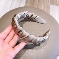 Retro Solid Color Fold Silk Wrinkled Large Headband Wholesale sku image 8