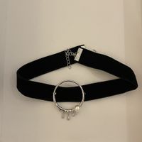 Mode Schwarze Halskette Barocke Perle Einfache Schlüsselbeinkette Aus Legierung sku image 2
