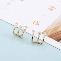 Light Luxury Small Temperament Paw Earrings main image 3