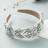 Baroque Silver Diamond Flower Geometric Inlaid Pearl Wide Headband main image 5