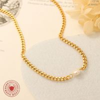 Fashion Inlaid Pearl Titanium Steel 18k Gold Necklace Wholesale main image 3