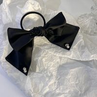 Retro Korean Black Bow Headwear Diamond Pearl Hair Scrunchies main image 4