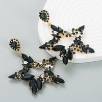 Fashion Alloy Diamond Rhinestone Irregular Star Earrings Female Wholesale main image 5