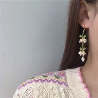 Retro Green Flower Pearl Pendant Earrings main image 5
