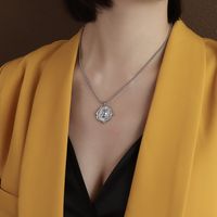 Collier Carré En Acier Au Titane Avec Pendentif Géométrique Irrégulier Européen Et Américain sku image 8