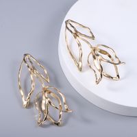 Exaggerated Style Metal Flower Earrings Fashion Long Texture Flower Earrings Wholesale main image 1