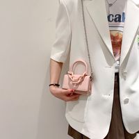Women's New Chain Small Fashion Texture Messenger Bag12*9*4cm sku image 5