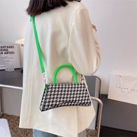 Checkerboard Messenger New Fashion Female Simple Portable Shoulder Bag24*12*8.5cm sku image 3