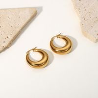 Fashion Simple Stainless Steel 14k Gold-plated Chubby Ladies C-shaped Earrings main image 4