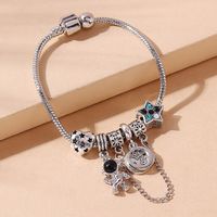 Versión Coreana De Pulsera Creativa De Estrella De Astronauta. main image 1