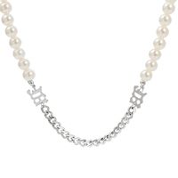 Fashion Retro Asymmetric Pearl Stitching Necklace Simple Alloy Collarbone Chain main image 6