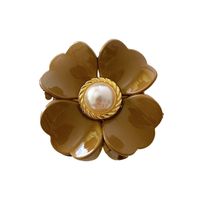 Simple Multicolor Pearl Flower Grab Clip Hair Clip Wholesale main image 7