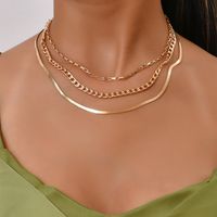 Neue Mode Einfache Mehrschichtige Damen Klinge Kette Legierung Halskette Set main image 1