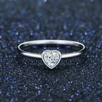 Fashion Simple S925 Silver Diamond Heart Fine Ring main image 4