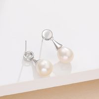 New Retro S925 Silver Pearl Women's Fashion White Water Drop Earrings main image 3