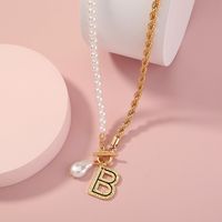 Fashion Baroque Imitation Pearl Letter B Alloy Necklace main image 4