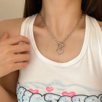 New Retro Hollow Heart Pendant Metal Texture Thick Chain Alloy Necklace main image 1