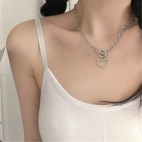 New Retro Hollow Heart Pendant Metal Texture Thick Chain Alloy Necklace main image 3