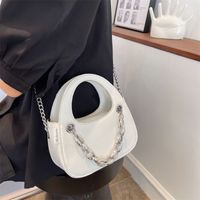 Fashion Solid Color Metai Chain Small Shoulder Messenger Bag 20*12*8cm main image 3