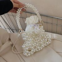 Korean Style Solid White Inlaid Pearl Hand Messeneger Bag 18*12*4cm main image 4