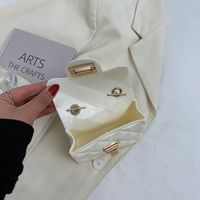 Korean Style Rhombus Plaid Solid Color Pearl Handle Small Messenegr Bag 12*9*5cm main image 4