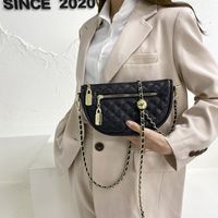 Korean Style Rhombus Plaid Braided Chain Small Messenger Bag 23*7*14cm main image 4