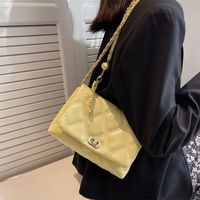 Korean Style Solid Color Rhombus Chain Messenger Shoulder Bag 22*14*8cm main image 3