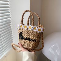 Straw Female Large Capacity New Summer Beach Shoulder Basket Bucket Bag20*17*12cm main image 1