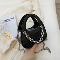 Fashion Solid Color Metai Chain Small Shoulder Messenger Bag 20*12*8cm sku image 1