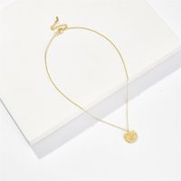 Kupfergalvanik 14 Karat Echtgold Blumenmünze Halskette Mode Einfacher Anhänger main image 6