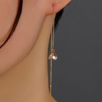 Nuevo Par De Aretes Perforados Con Borla Colgante De Circón De Cobre Con Flor main image 2