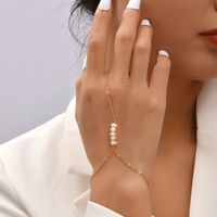 Fashion Geometric Alloy Sequin Chain Ring Hoop Bracelet main image 3