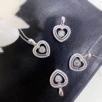 Herzförmige Süße Hohle Anhänger Weibliche Valentinstag Geschenk Pullover Kupferkette main image 3