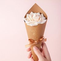 Nouvelle Boîte D&#39;emballage De Crème Glacée De Cône De Fleur De Mariage Carton De Sucrerie Créatif 21.5cm sku image 10