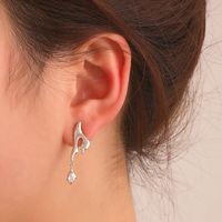 Fashion Asymmetric Zircon Simple Water Drop Copper Drop Earrings main image 2