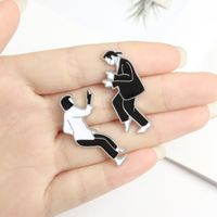 Fashion Black White Pulp Fiction Character Alloy Brooch main image 5