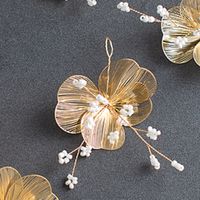 Vintage Inlaid Pearl Flower Shaped Wedding Hair Accessories Wholesale sku image 3