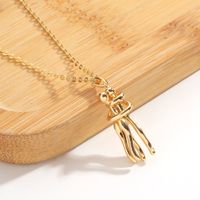 New Simple Copper Plated Real Gold Love Hug Cute Necklace main image 5