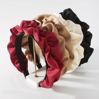 Retro Solid Color Satin Cloth Pleated Headband main image 1