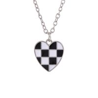 New Peach Heart Dripping Oil Checkerboard Lattice Alloy Necklace Wholesale sku image 1