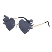 Fashion Diamond Heartbroken Heart-shaped Ladies Prom Sunglasses sku image 10