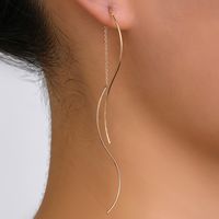 A Pair Of New Ins Fashion Jewelry S Shape Design Simple Tassel Earrings main image 1