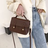 2022 Spring New Retro Cambridge Bag Messenger Small Square Bag 21*15*7cm main image 4