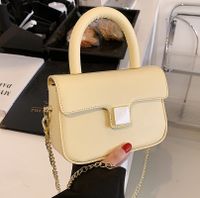 2022 New Fashion Solid Color Chain Messenger Handbag 18*12*6cm main image 5