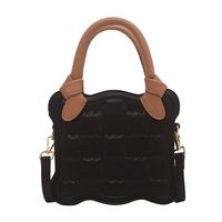 Summer New Fashion Solid Color Embossed Hand-held Small Square Bag 20*18*6.5cm sku image 3