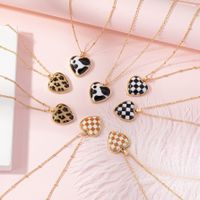 New Peach Heart Checkerboard Leopard Texture Alloy Necklace main image 1
