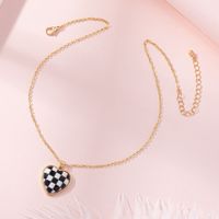New Peach Heart Checkerboard Leopard Texture Alloy Necklace main image 3