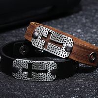 Bracelet D&#39;accessoires En Alliage De Cuir De Bracelet De Croix Creuse De Mode main image 6
