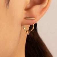 Fashion Simple Alloy Round Geometric Stud Earrings main image 1
