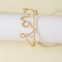 Simple Golden Letter Love Knotted Open Alloy Bracelet Valentine's Day Gift main image 3